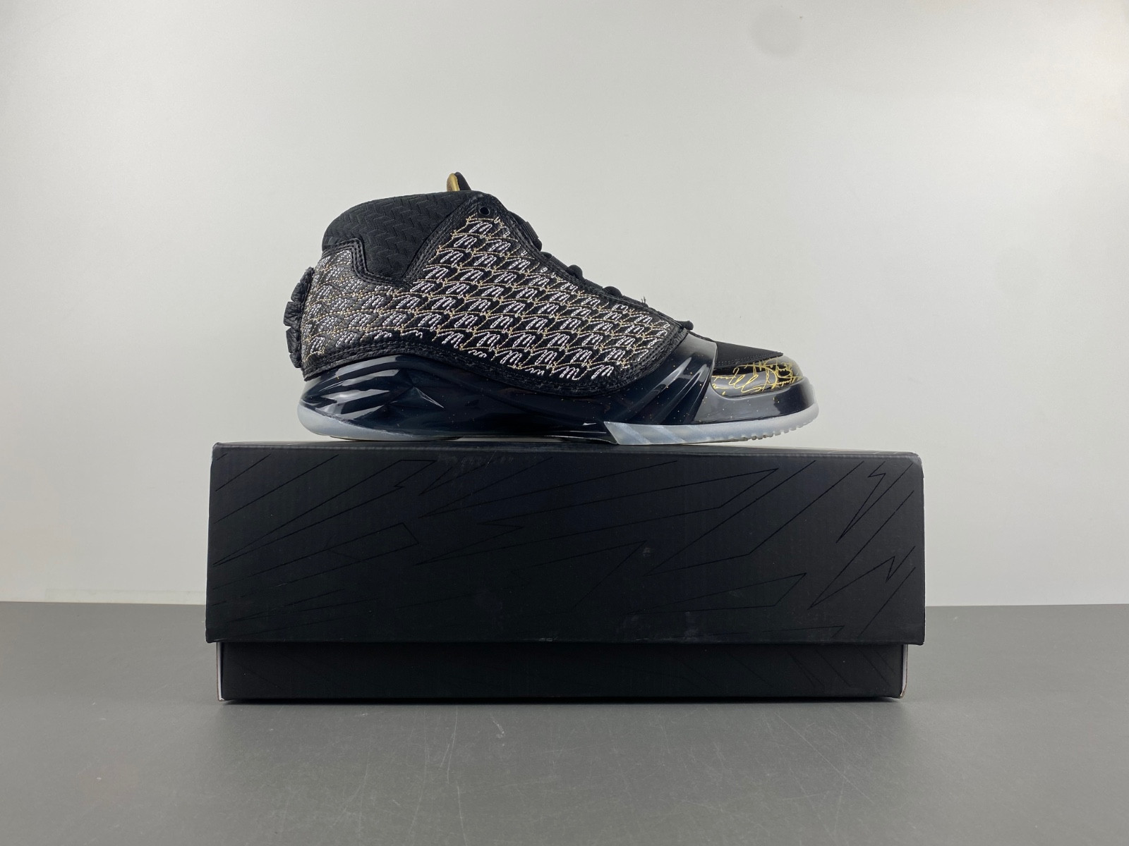 Trophy Room x Air Jordan 23 Retro 