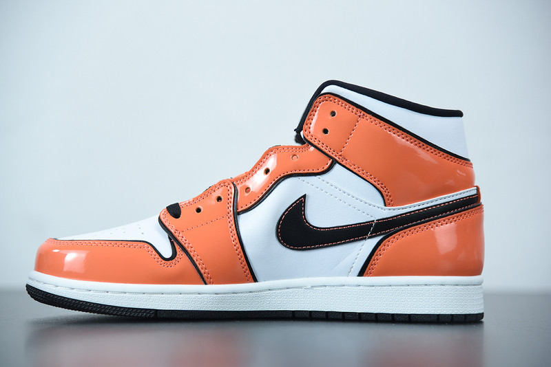air jordan 1 mid “turf orange” dd6834-802