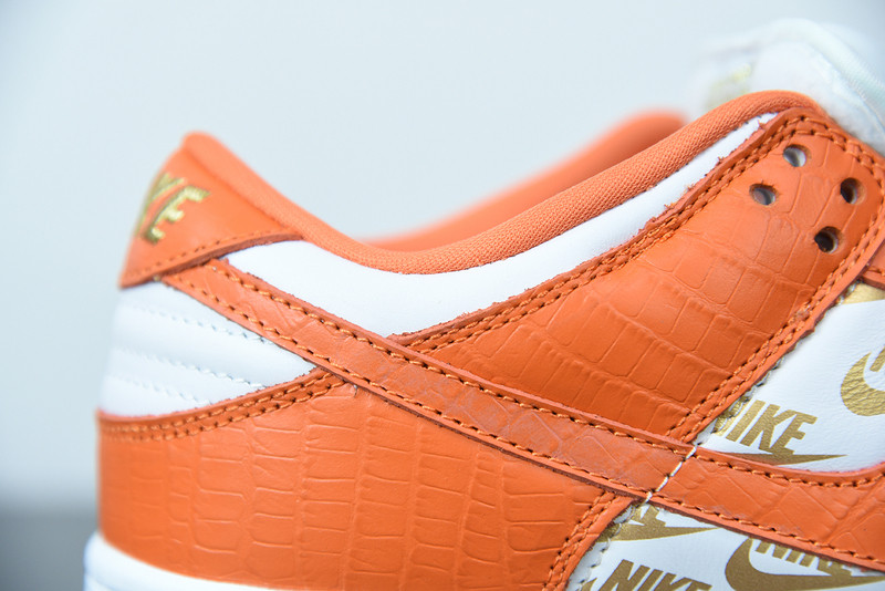 nike sb dunk low S*p*e x nike orange dh3228-181