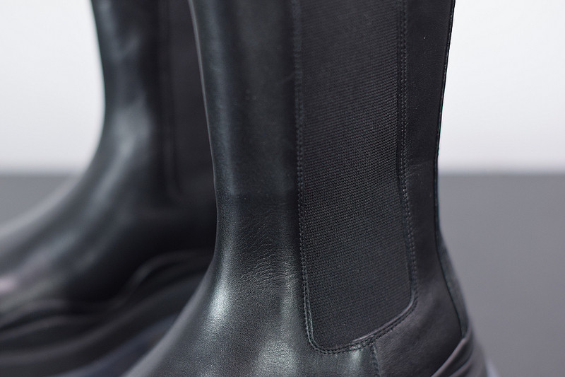 Bo*te*ga ve*ne*ta sneaker