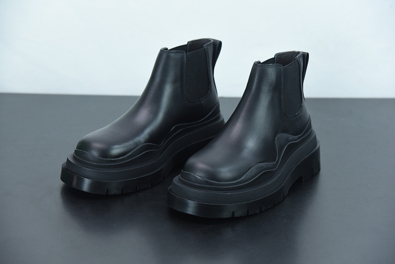 Bo*te*ga ve*ne*ta sneaker