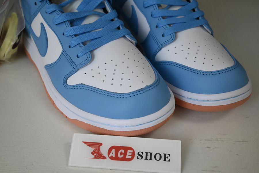 kyrie irving x nike dunk low baltic blue white dn4179-400