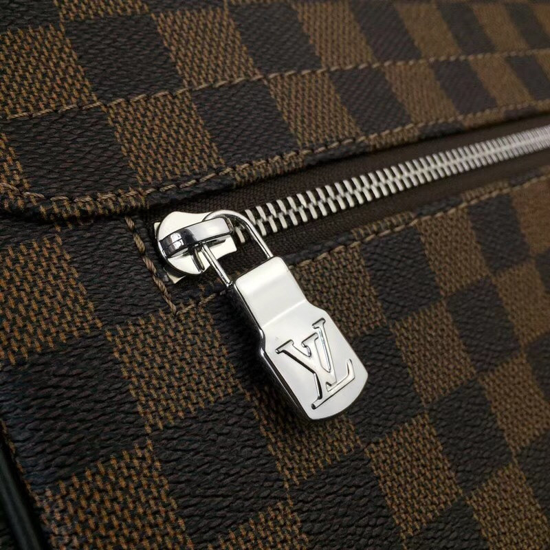 LVT PURSE
