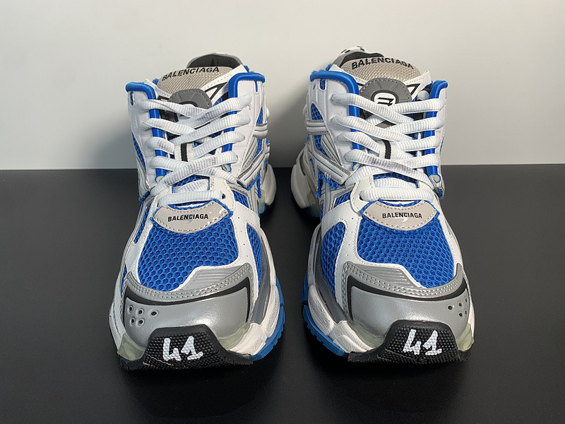 Ba*len*cia*ga runner sneaker