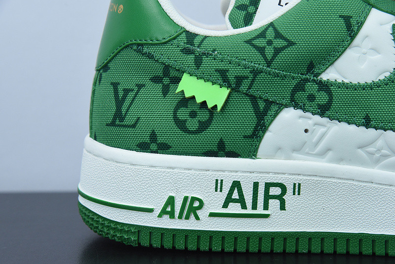 lvt x nike air force1