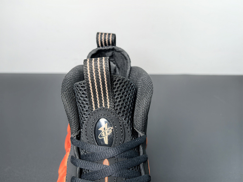 Nike Air Foamposite One "Metallic Copper" FZ9902-001