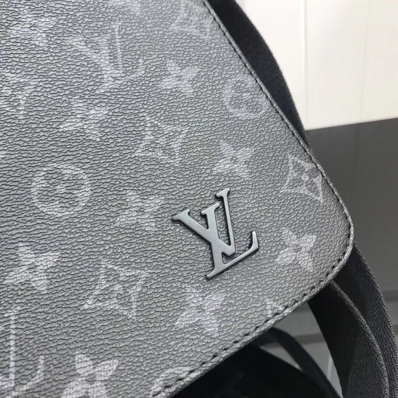 LVT PURSE