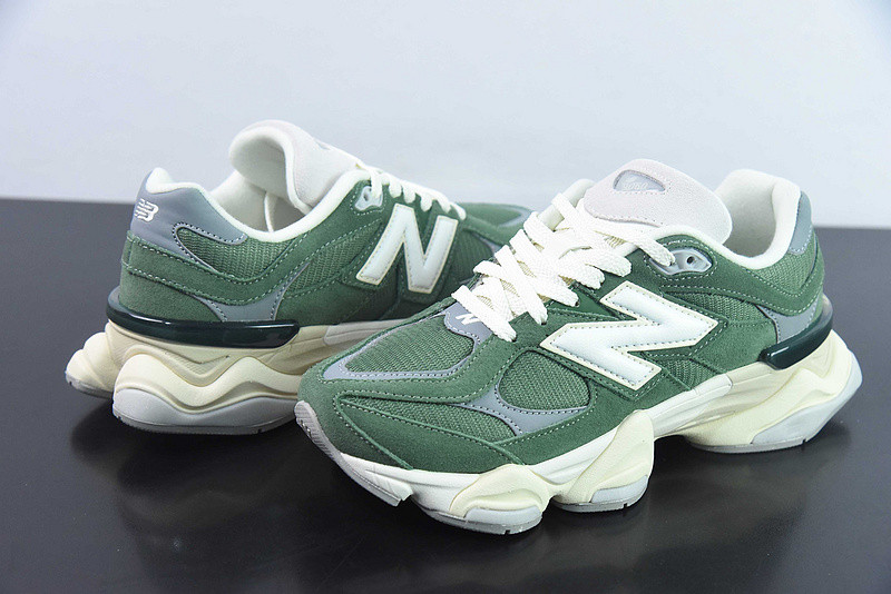 new balance sneaker