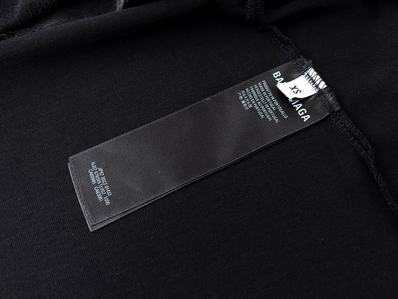 Ba*len*cia*ga clothes