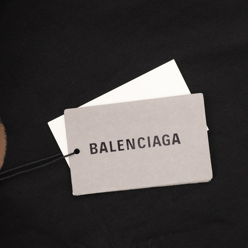 Ba*len*cia*ga clothes