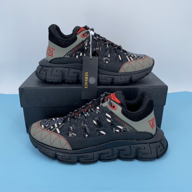 vs chain reaction sneakers