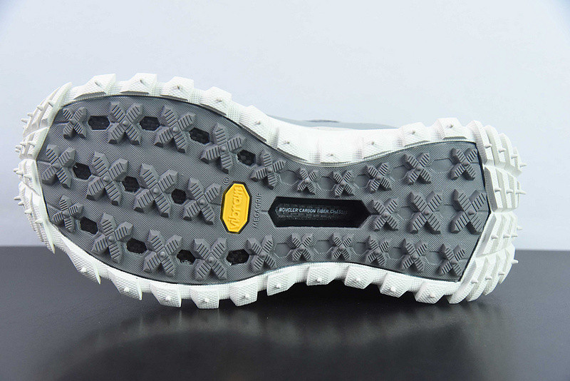 moncler trailgrip gore-tex