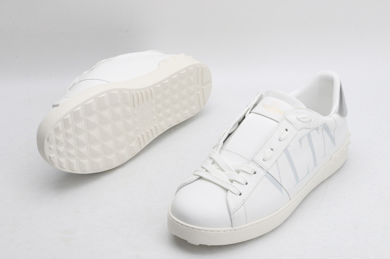 valentino garavani sneaker