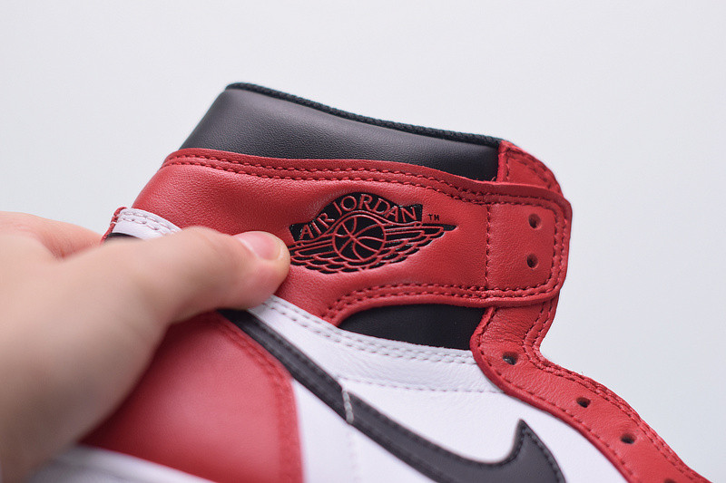 air jordan 1 retro high og "chicago" 2015 555088-101