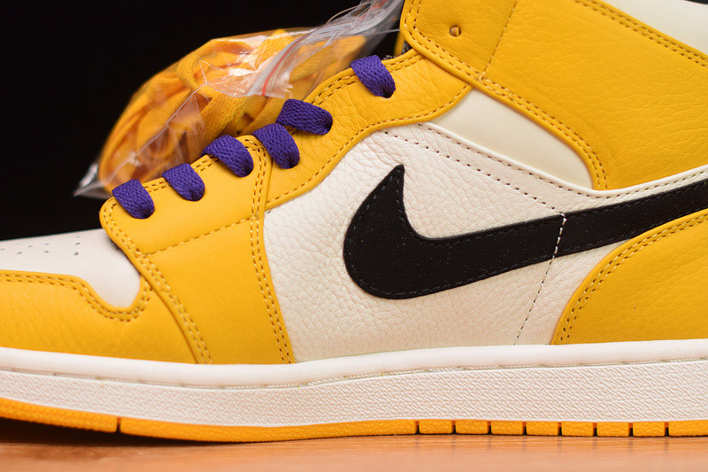 air jordan 1 mid se "lakers" 852542-700