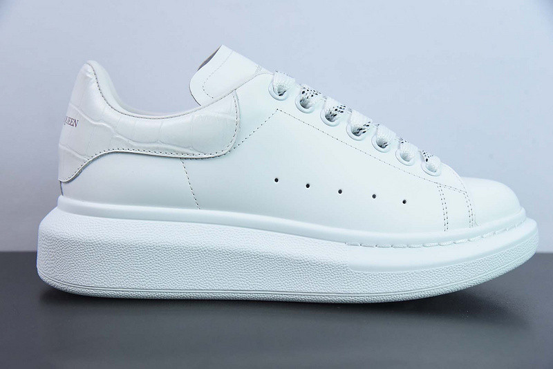 alexer mceen sneakers