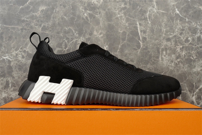 H**mes sneaker