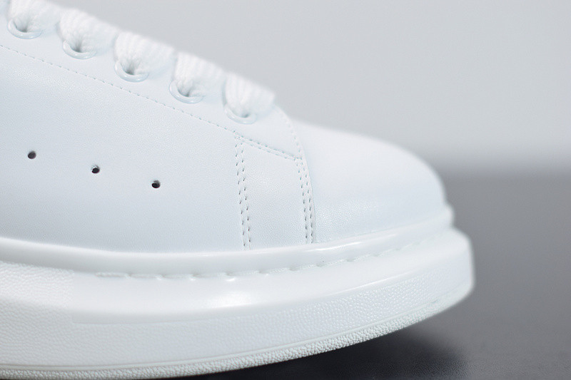 alexer mceen sneakers