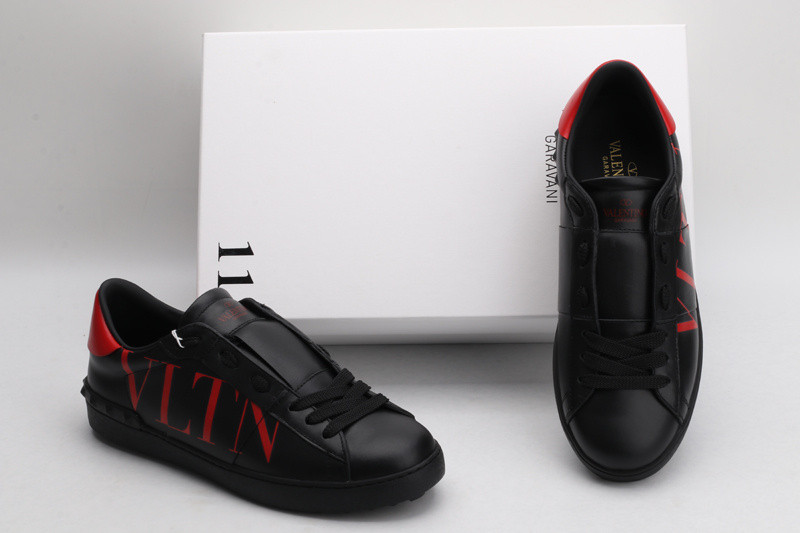valentino garavani sneaker