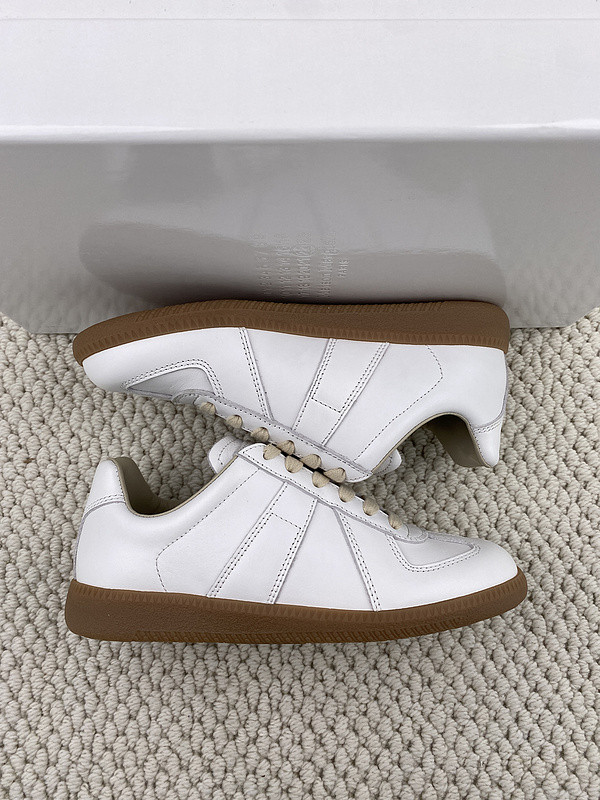 ma*s*n Ma*i*la sneaker