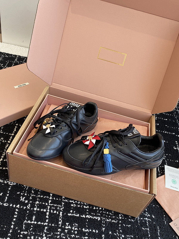 MIUMIU SNEAKER