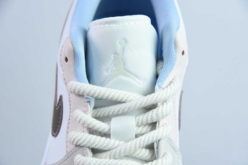 Air Jordan 1 Low WMNS "Coral Reef" IB8859-101