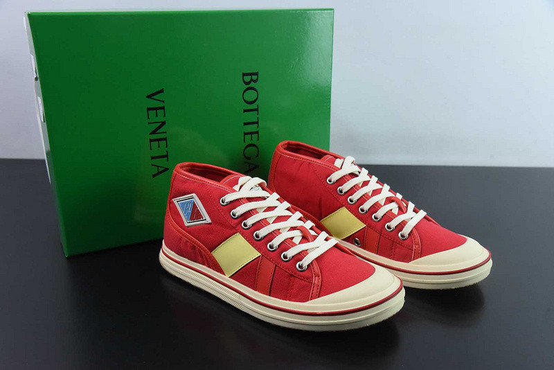 BOTTEGA VENETA Sneaker