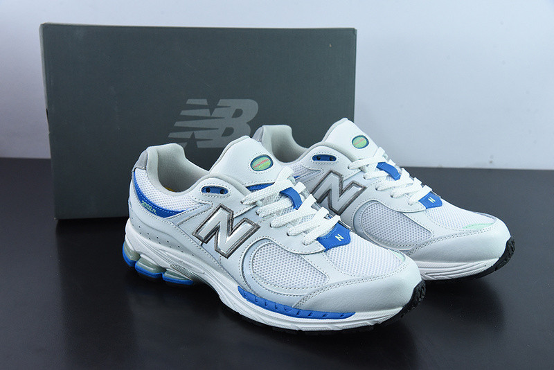 new balance sneaker
