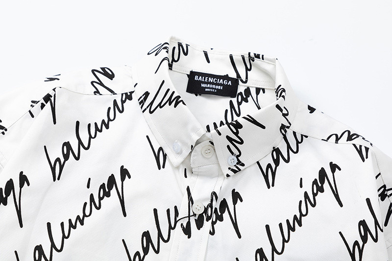 Ba*len*cia*ga clothes