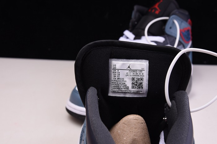 F**etasm air jordan 1 mid fearless cu2802-100