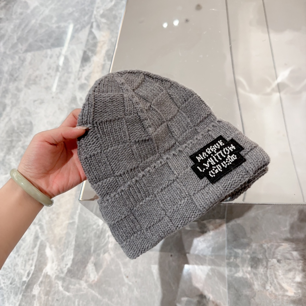 lvt Hat