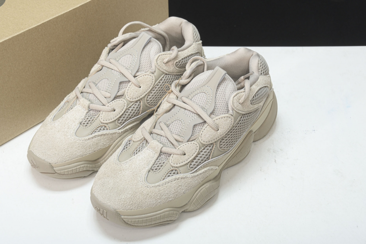ad*s Y**zy 500 taupe light
