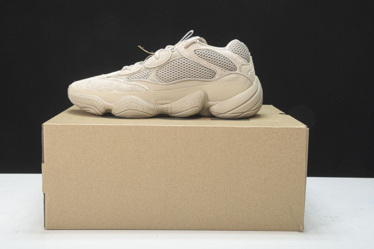 ad*s Y**zy 500 taupe light