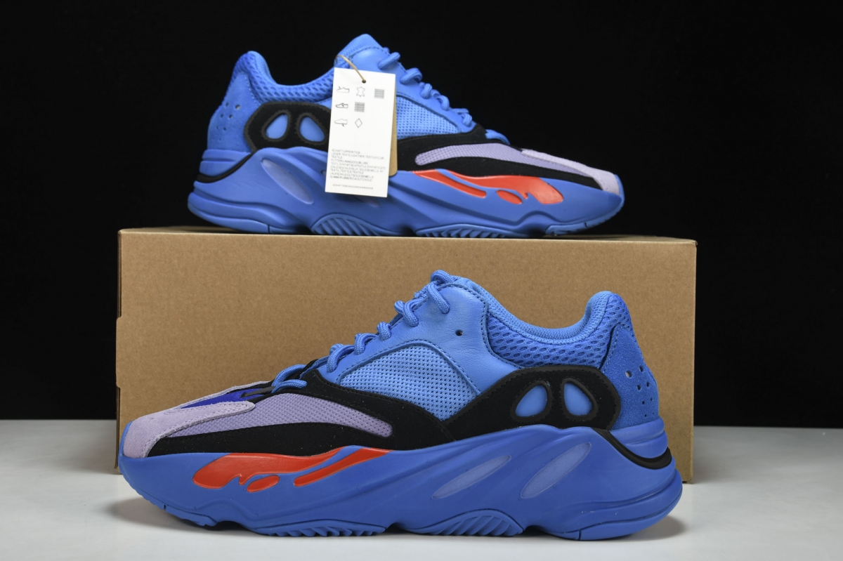 ad*s Y**zy boost 700 hi-res blue