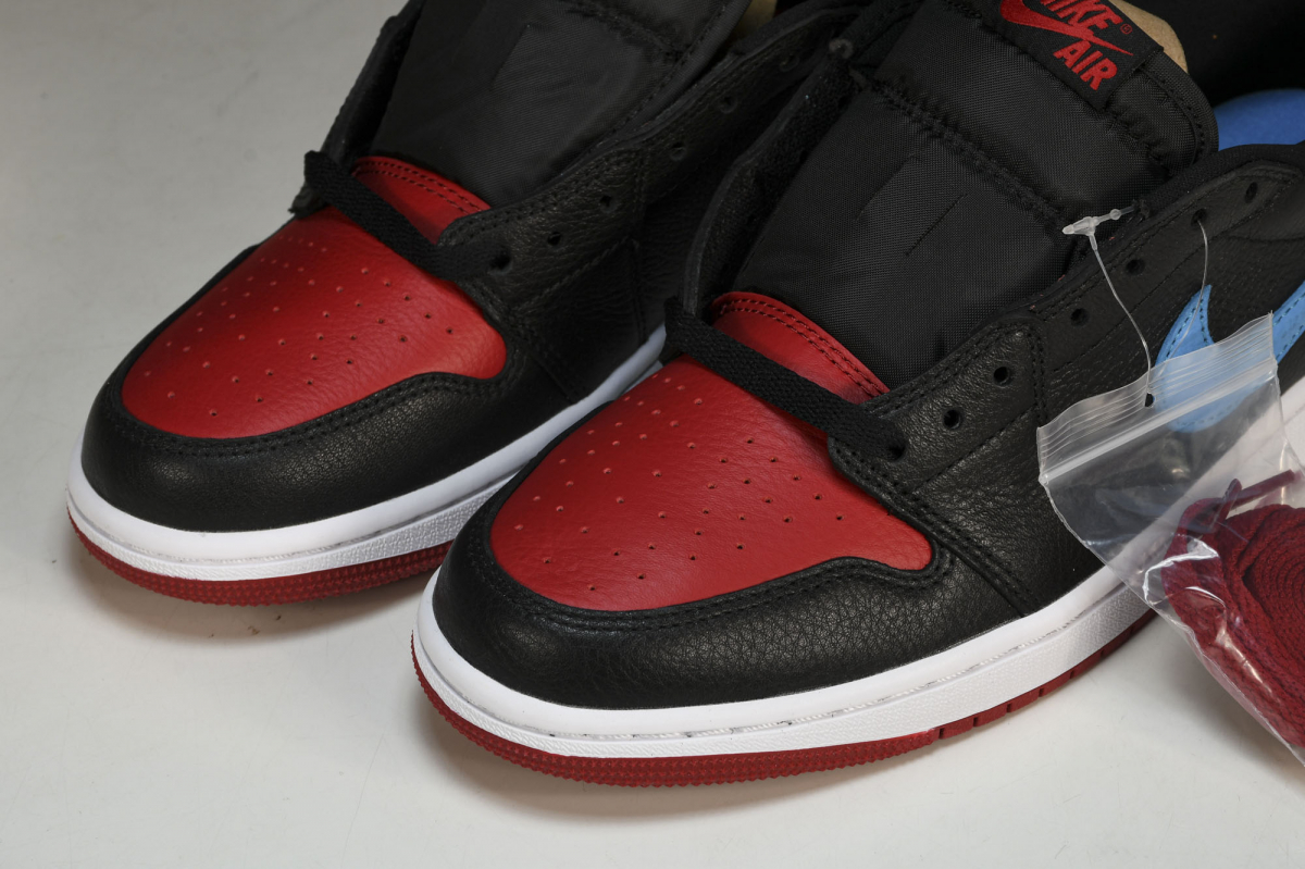 Jordan 1 Retro Low OG NC to Chi