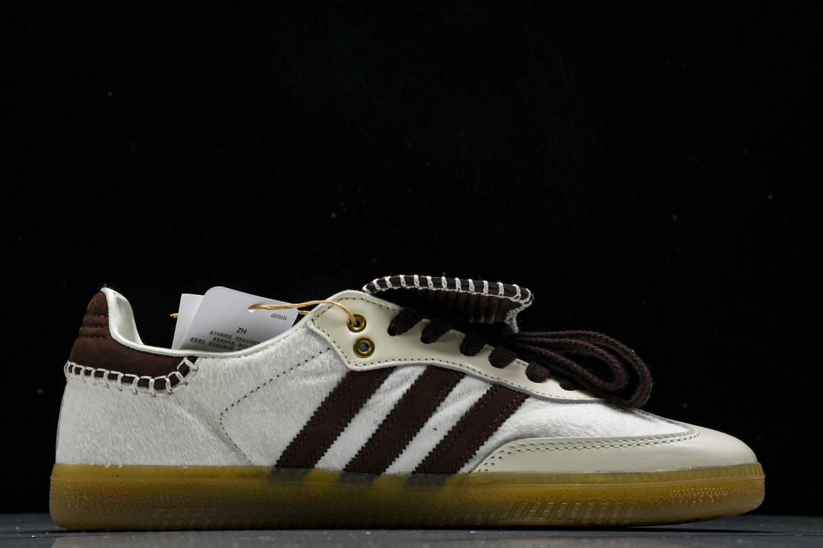 Ad*s samba pony tonal wales bonner cream white