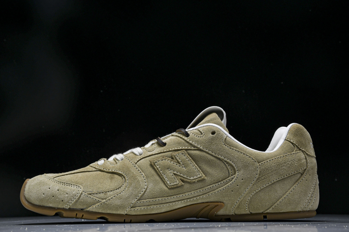 Miu Miu x New Balance 530 "Brown"